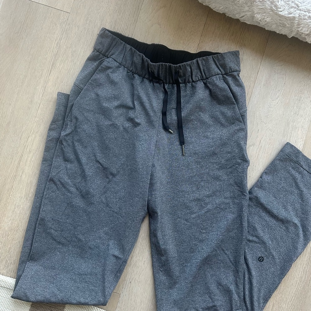 Women’s Lululemon Gray Jogger Pants